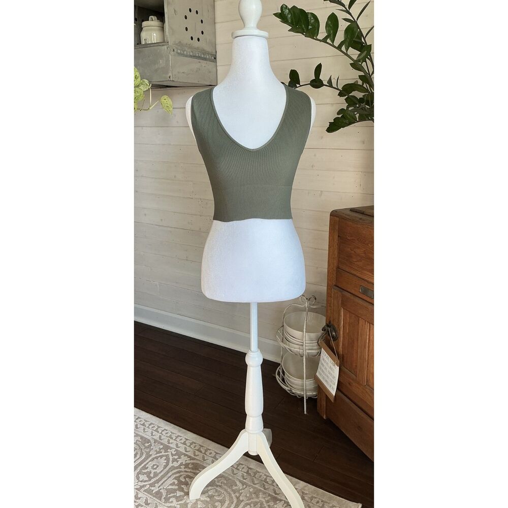 Olive Green Ribbed Nikibiki V-Neck Cropped Top Tank Boutique Size Small